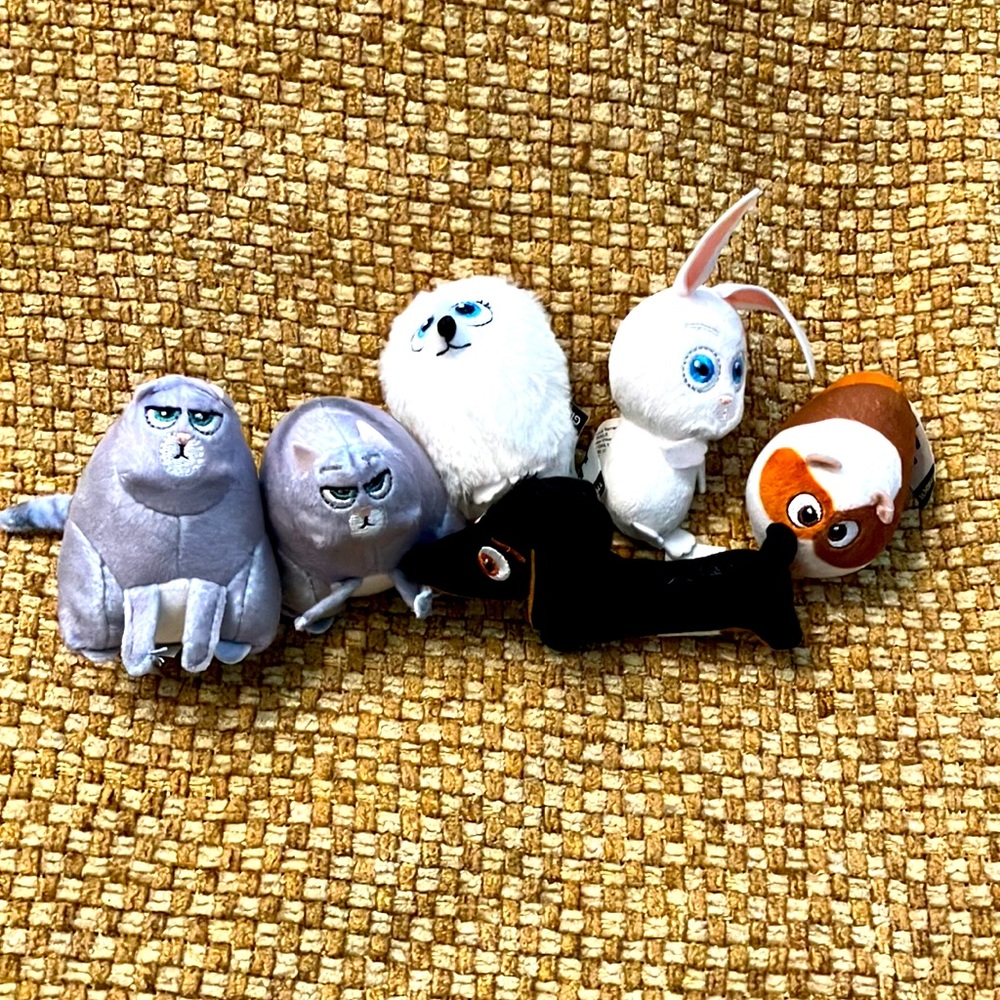 Secret Life of Pets stuffed animals (3-4 inches each)…McDonald’s collectibles